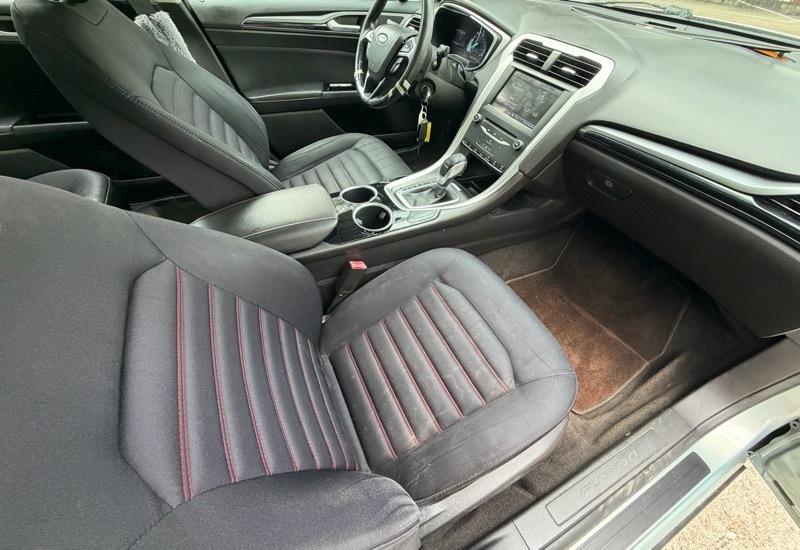 Ford Fusion Hybrid SE 2014