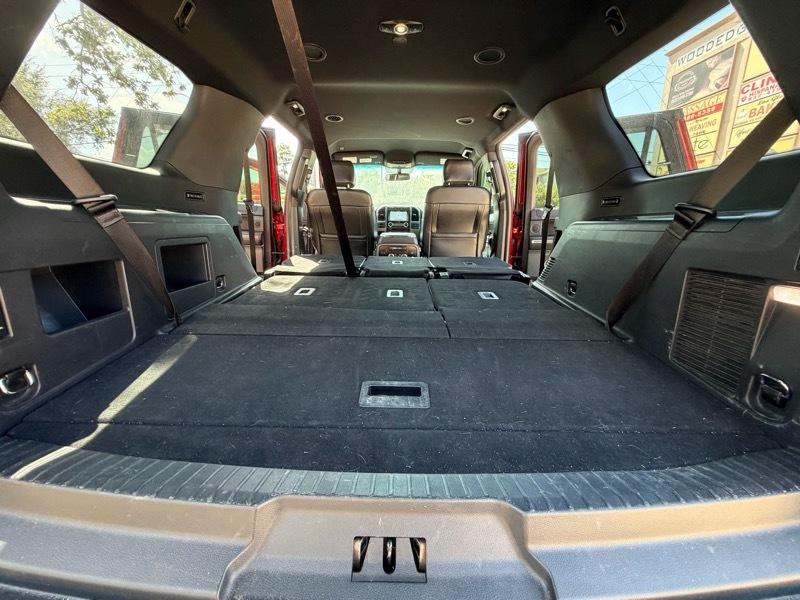 Ford Expedition XLT 2018