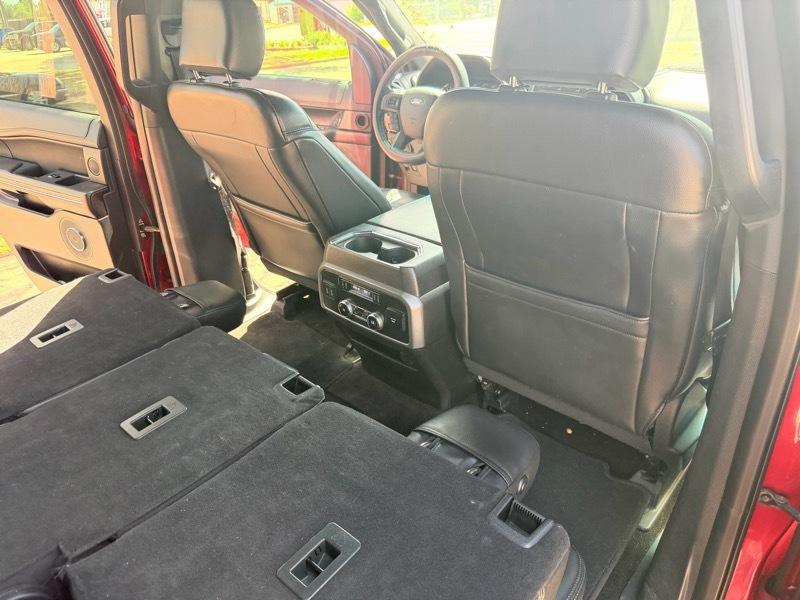 Ford Expedition XLT 2018