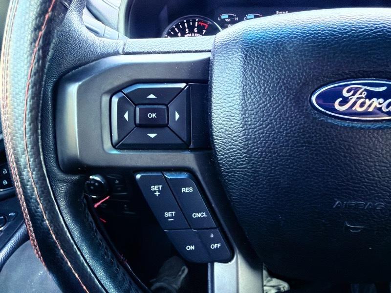 Ford Expedition XLT 2018