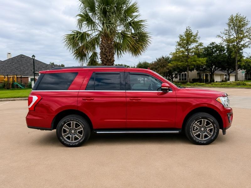 Ford Expedition XLT 2018