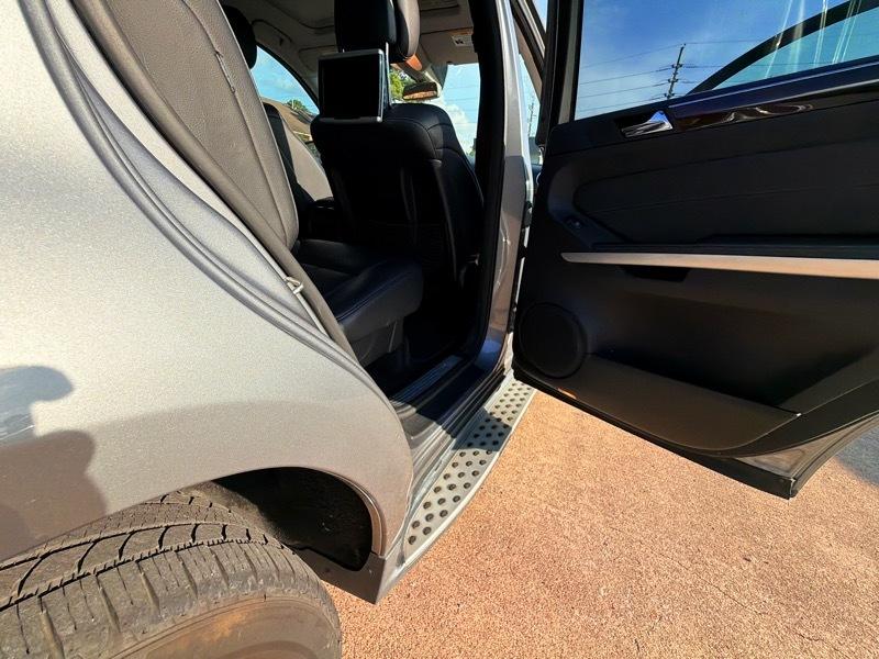 Mercedes-Benz GL-Class GL450 4MATIC 2012