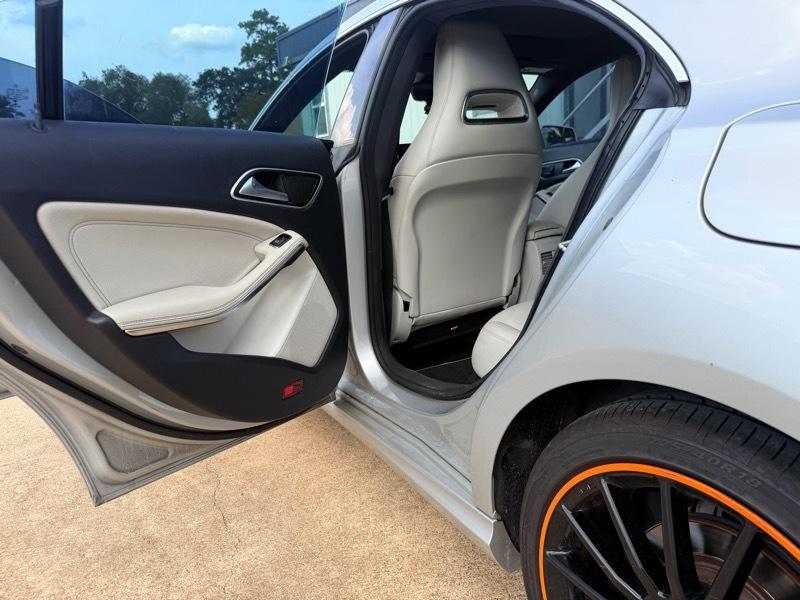 Mercedes-Benz CLA-Class CLA250 2014