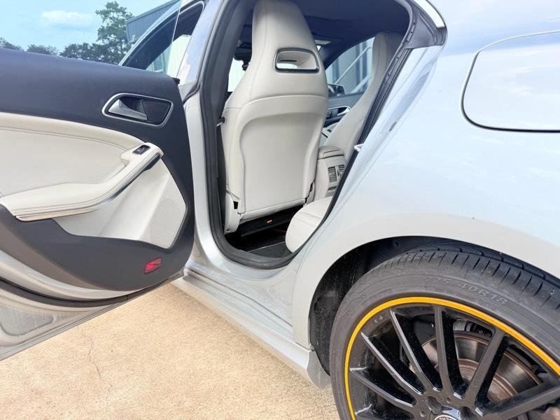 Mercedes-Benz CLA-Class CLA250 2014