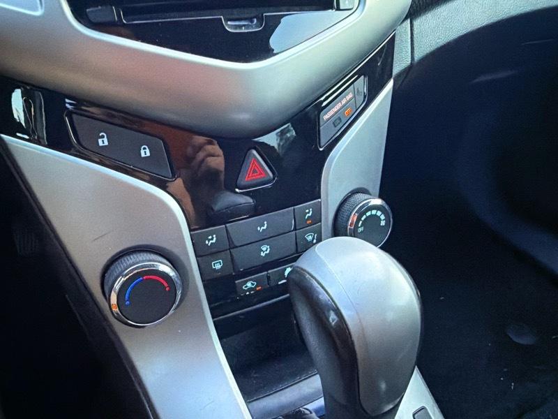 Chevrolet Cruze 1LT Auto 2014