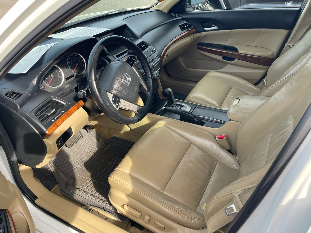 Honda Accord EX-L Sedan AT 2011