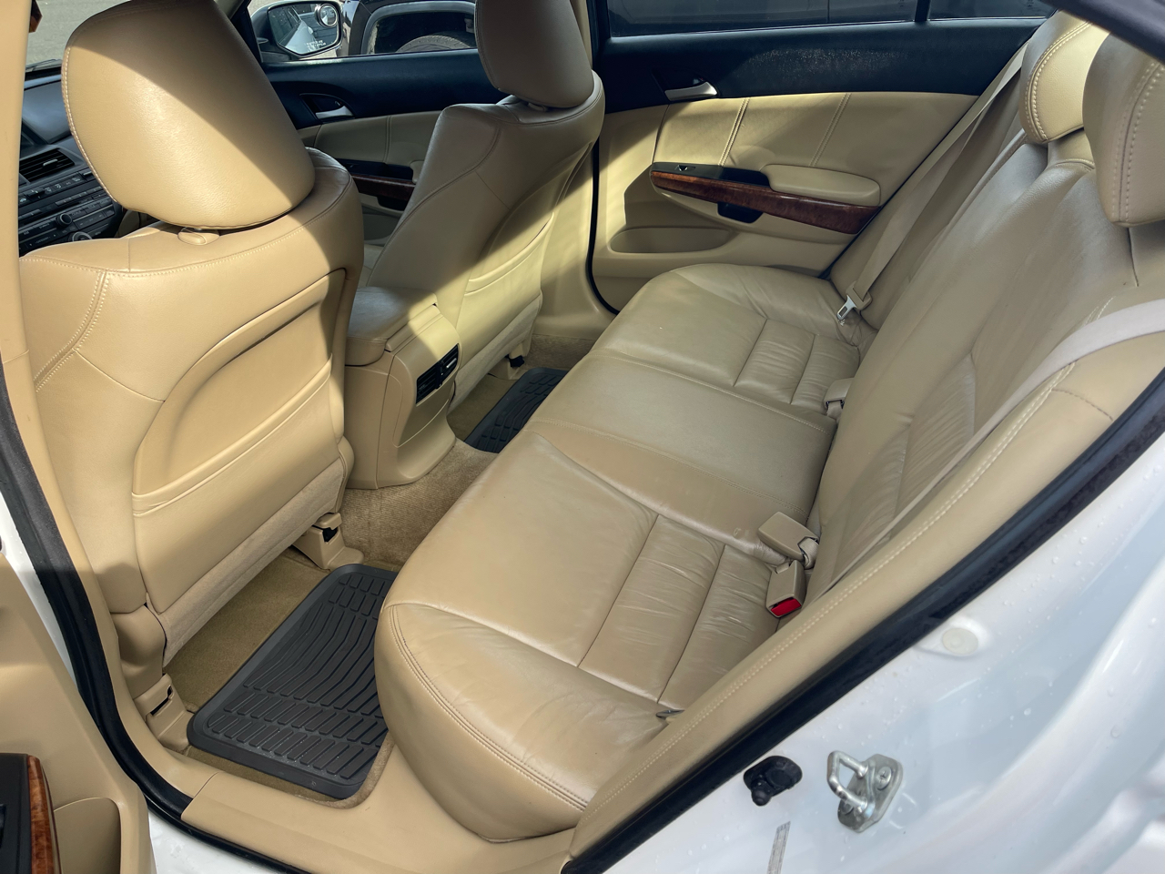 Honda Accord EX-L Sedan AT 2011