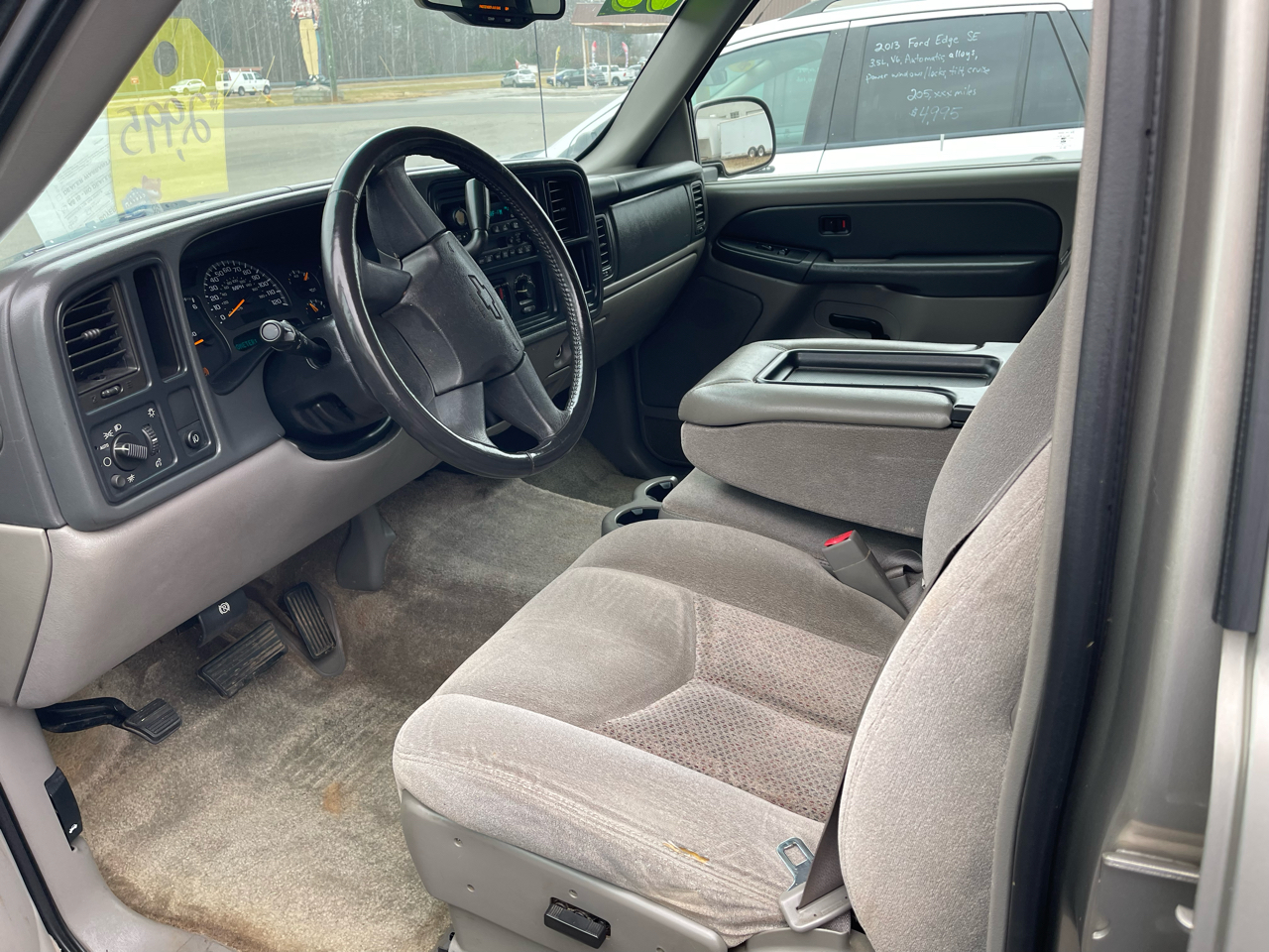 Chevrolet Suburban 1500 2WD 2003