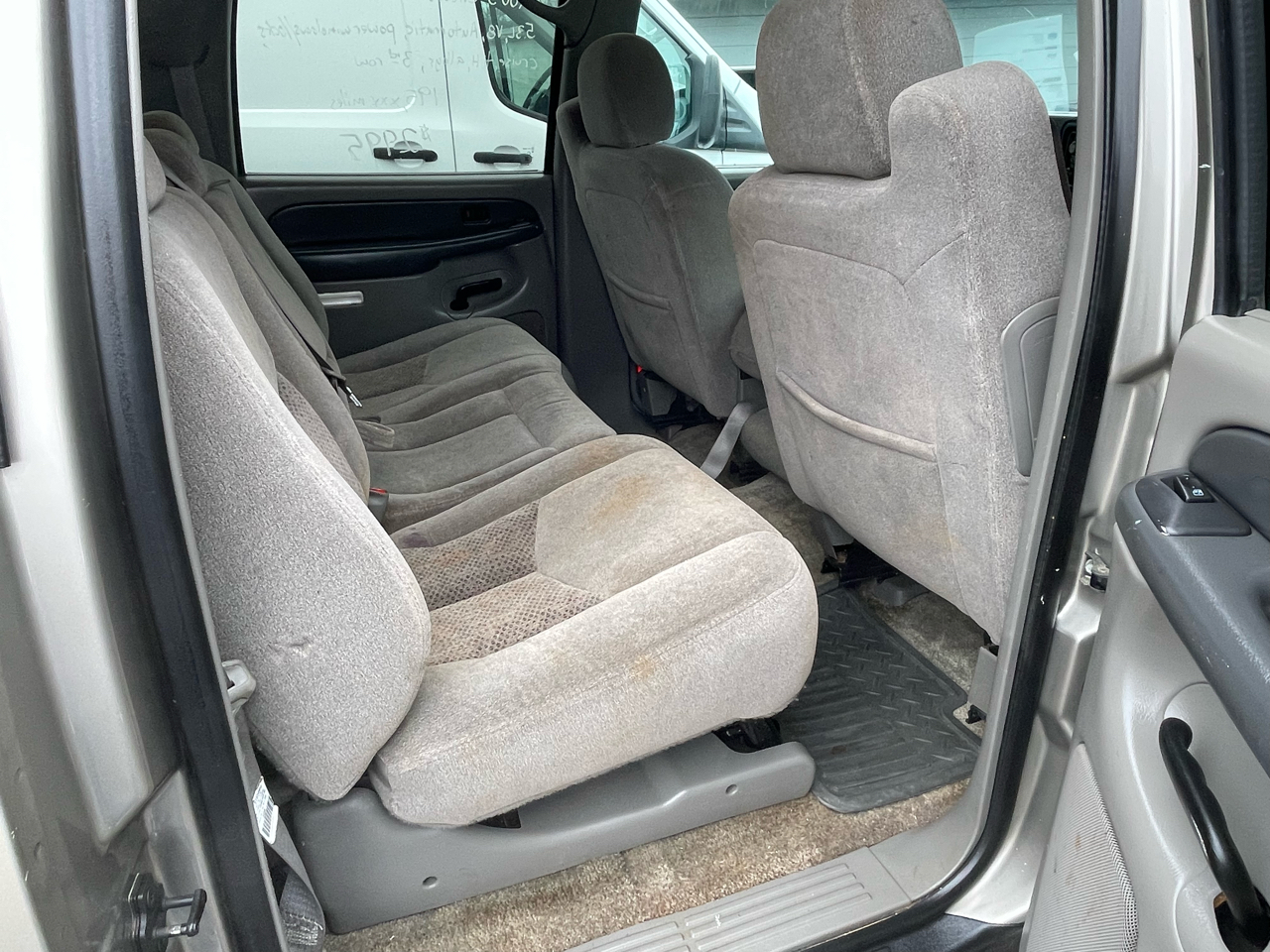 Chevrolet Suburban 1500 2WD 2003