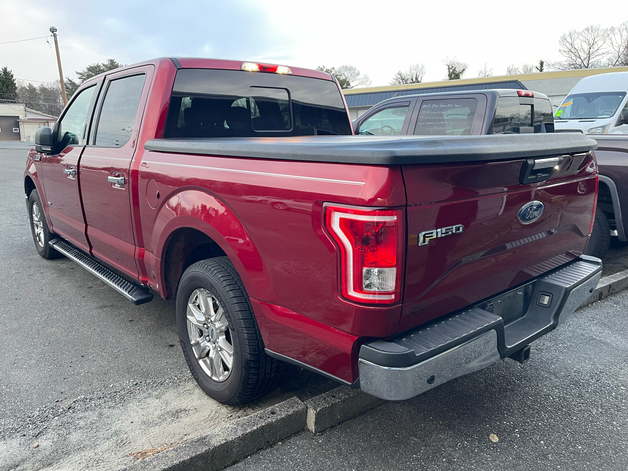 Ford F-150 XLT SuperCab 2WD 2016