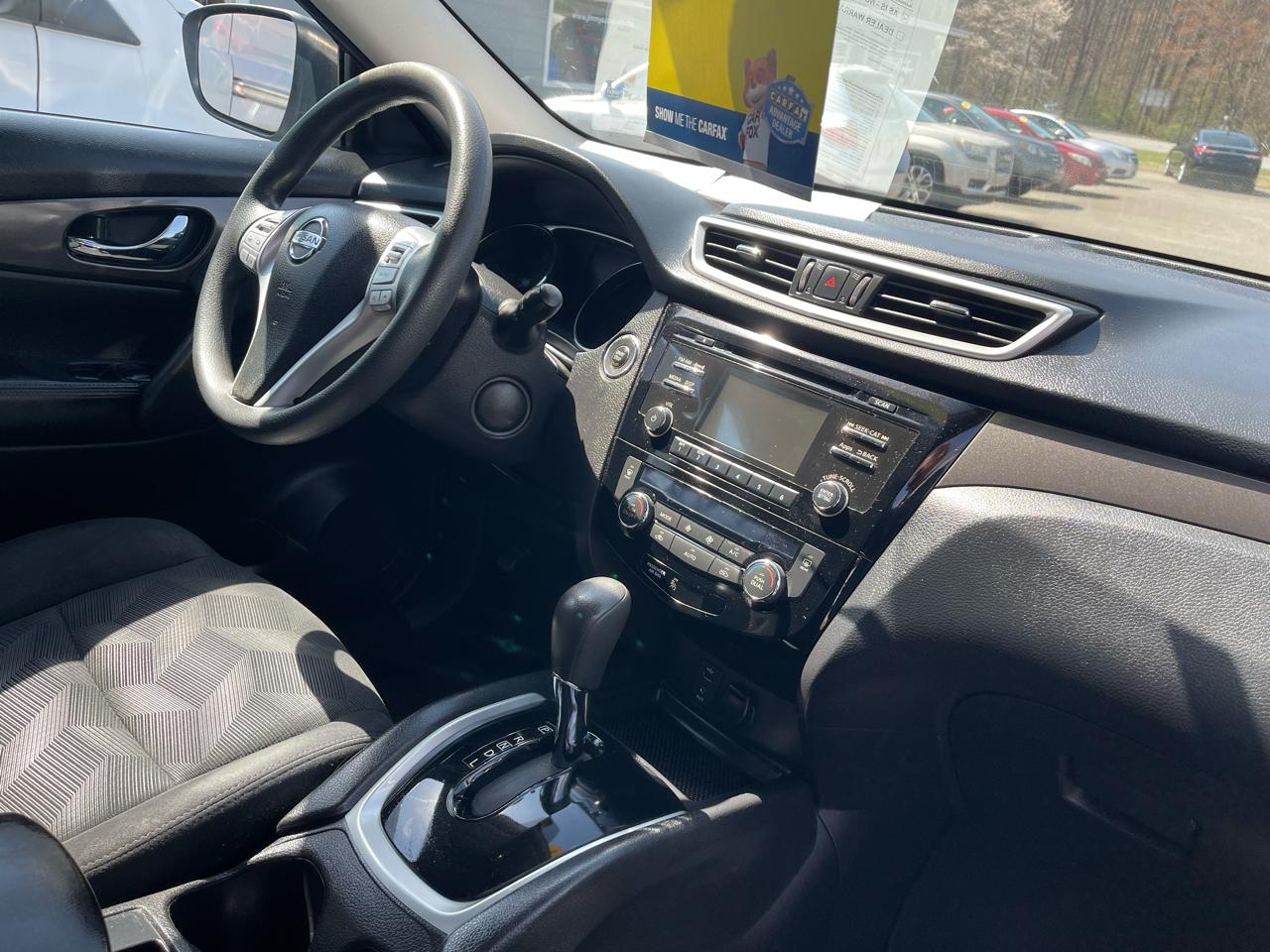 Nissan Rogue AWD 4dr SV 2014