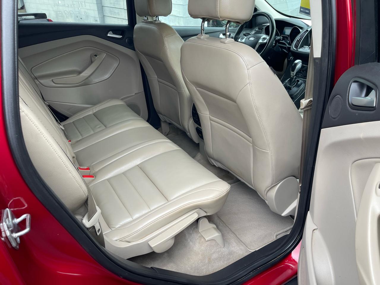 Ford Escape Titanium FWD 2016