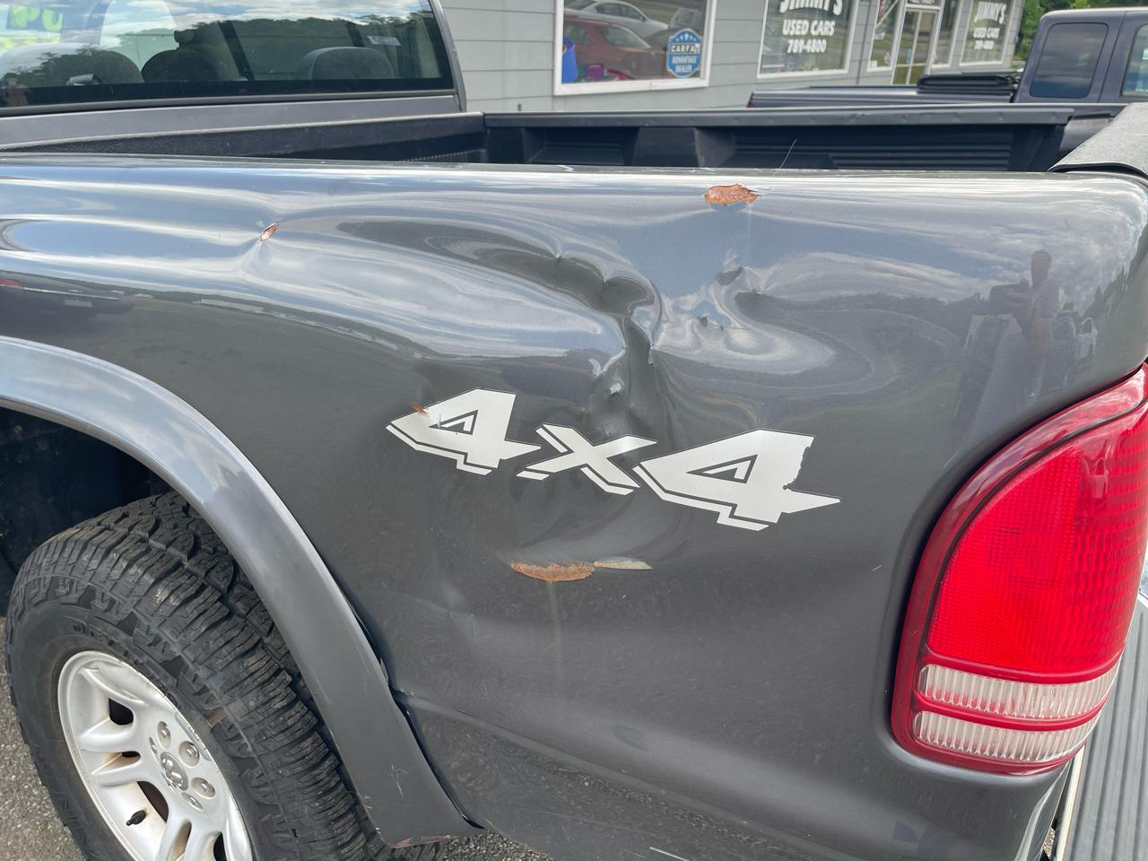 Dodge Dakota SLT Quad Cab 4WD 2004