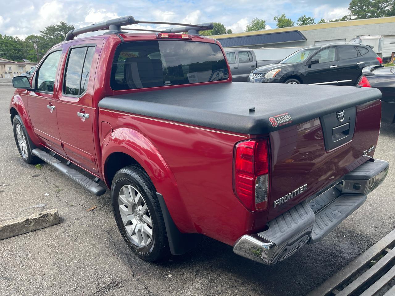Nissan Frontier Crew Cab 4x4 SL 2011