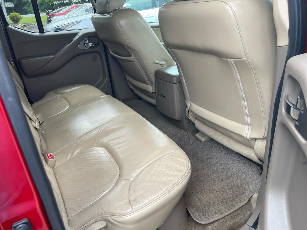 Nissan Frontier Crew Cab 4x4 SL 2011