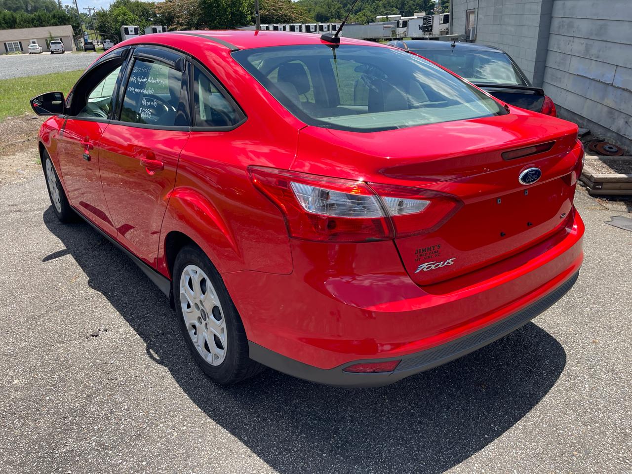 Ford Focus SE Sedan 2012