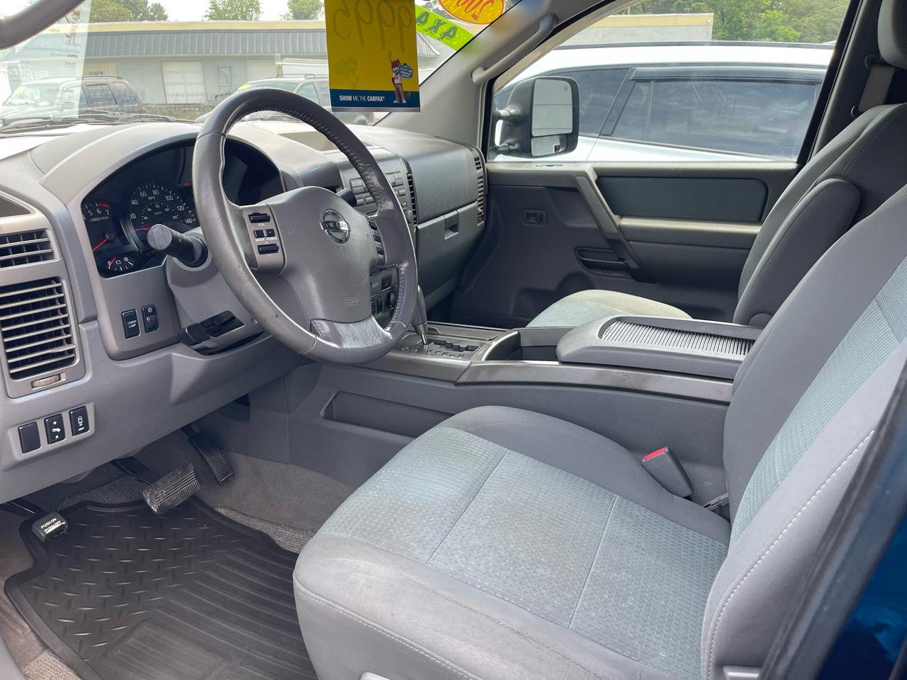 Nissan Titan LE King Cab 4WD 2006