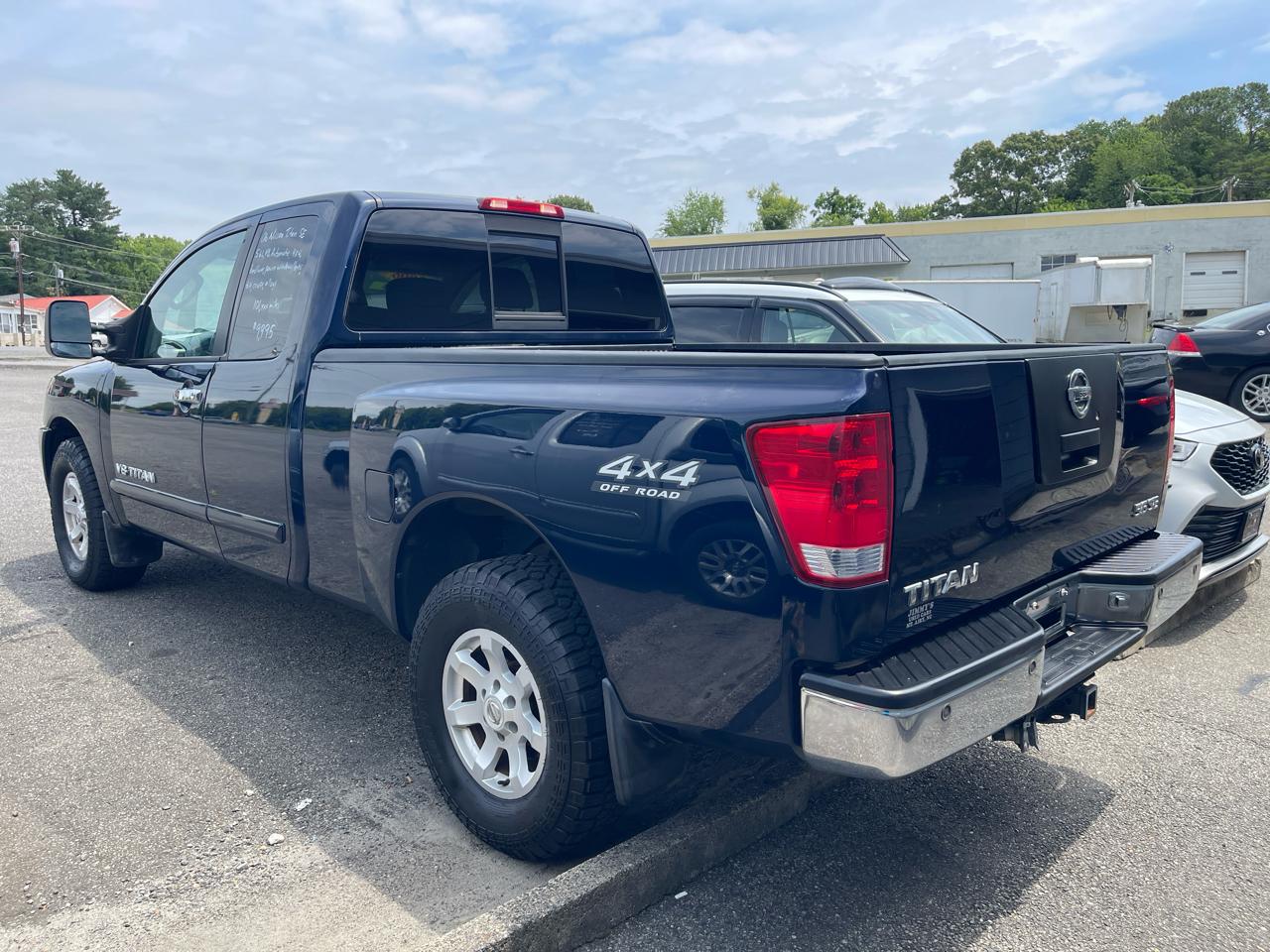 Nissan Titan LE King Cab 4WD 2006