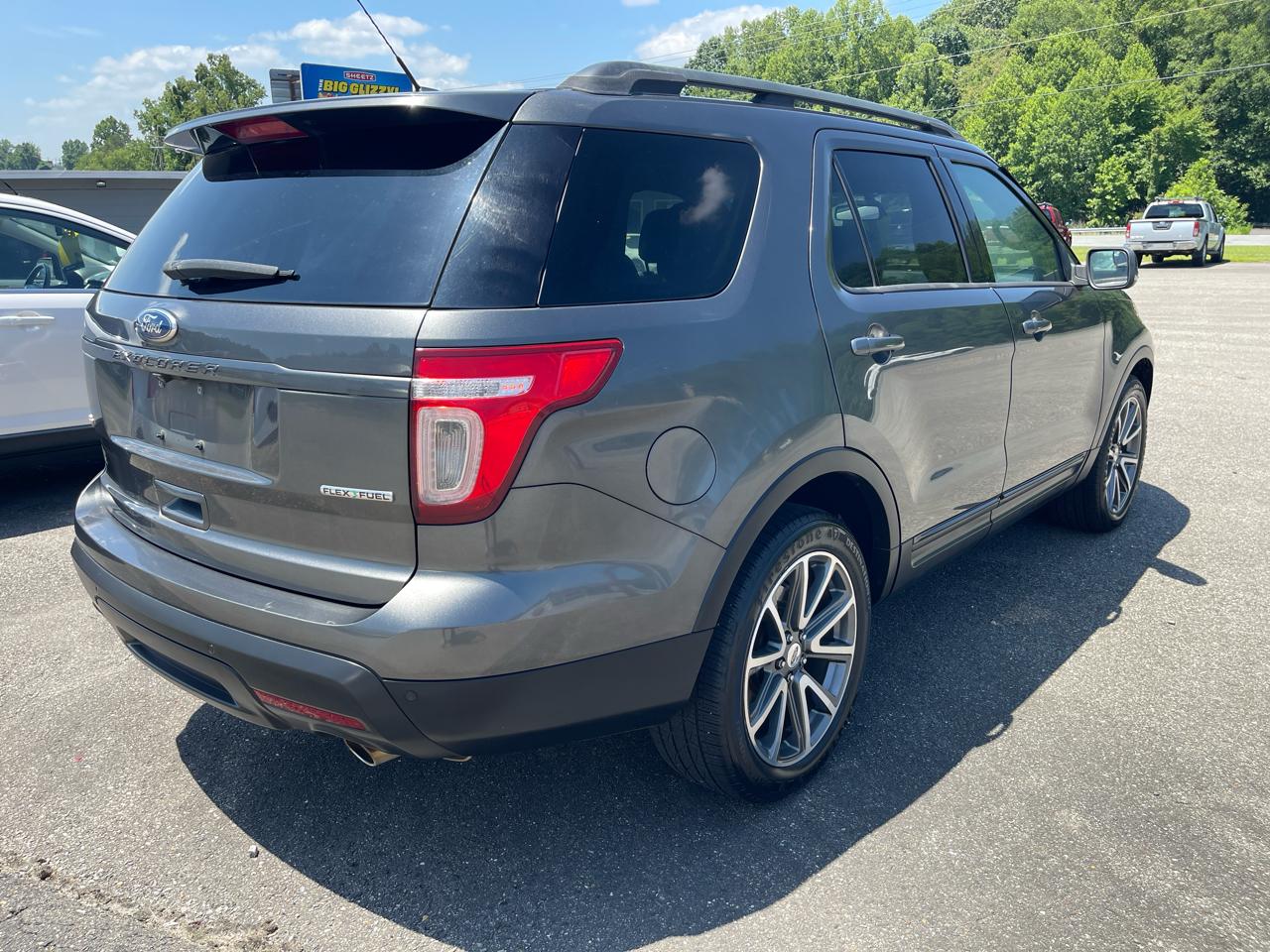 Ford Explorer XLT FWD 2015
