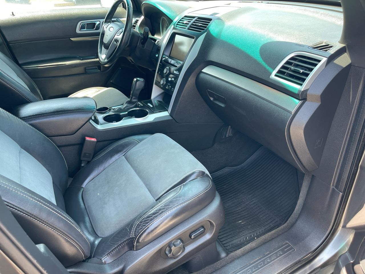 Ford Explorer XLT FWD 2015