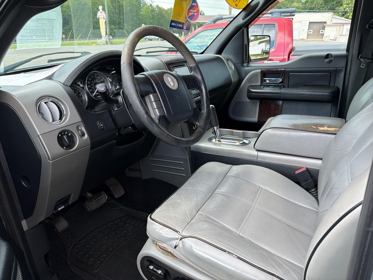 Lincoln Mark LT 4WD 2006
