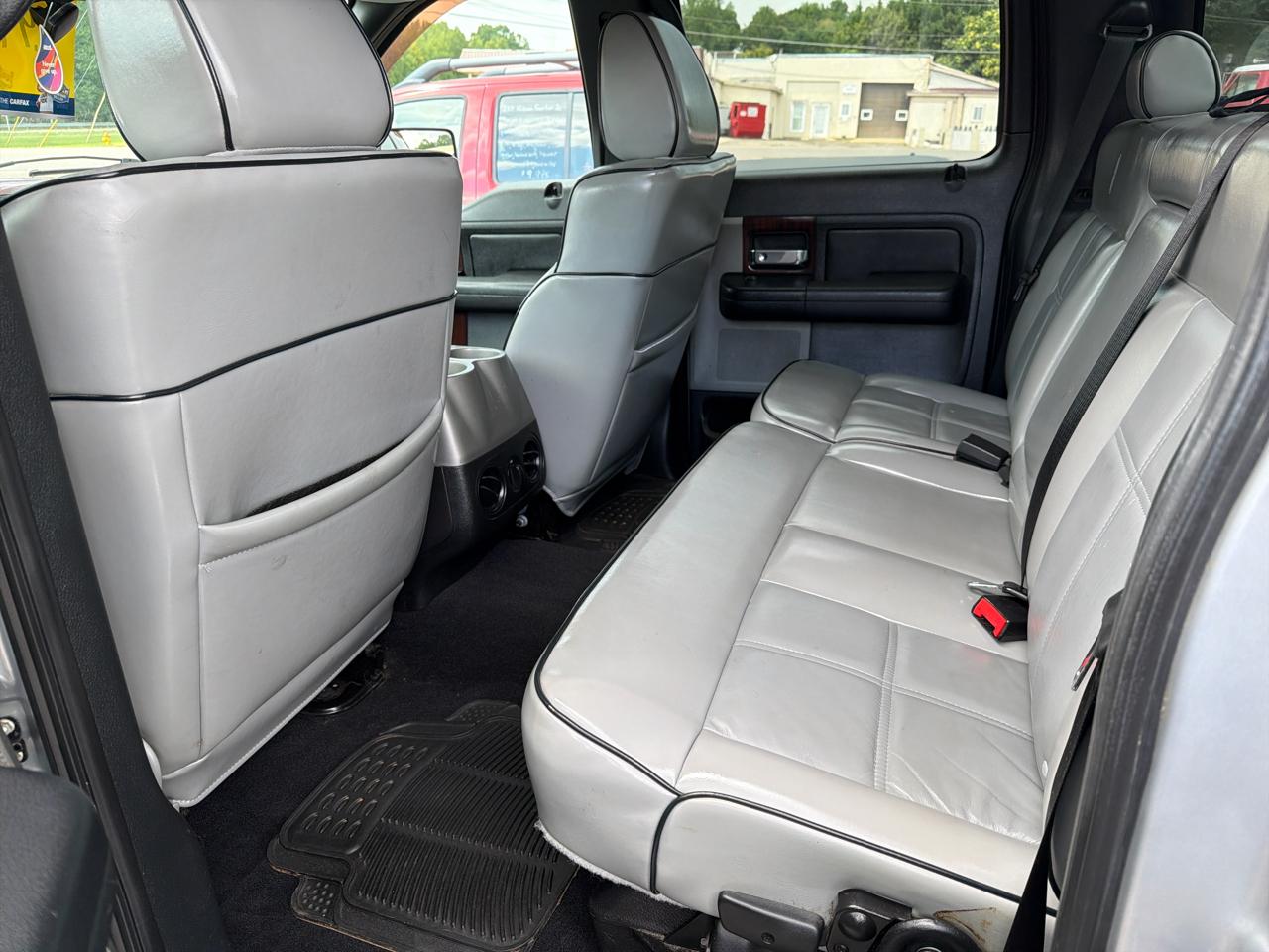 Lincoln Mark LT 4WD 2006
