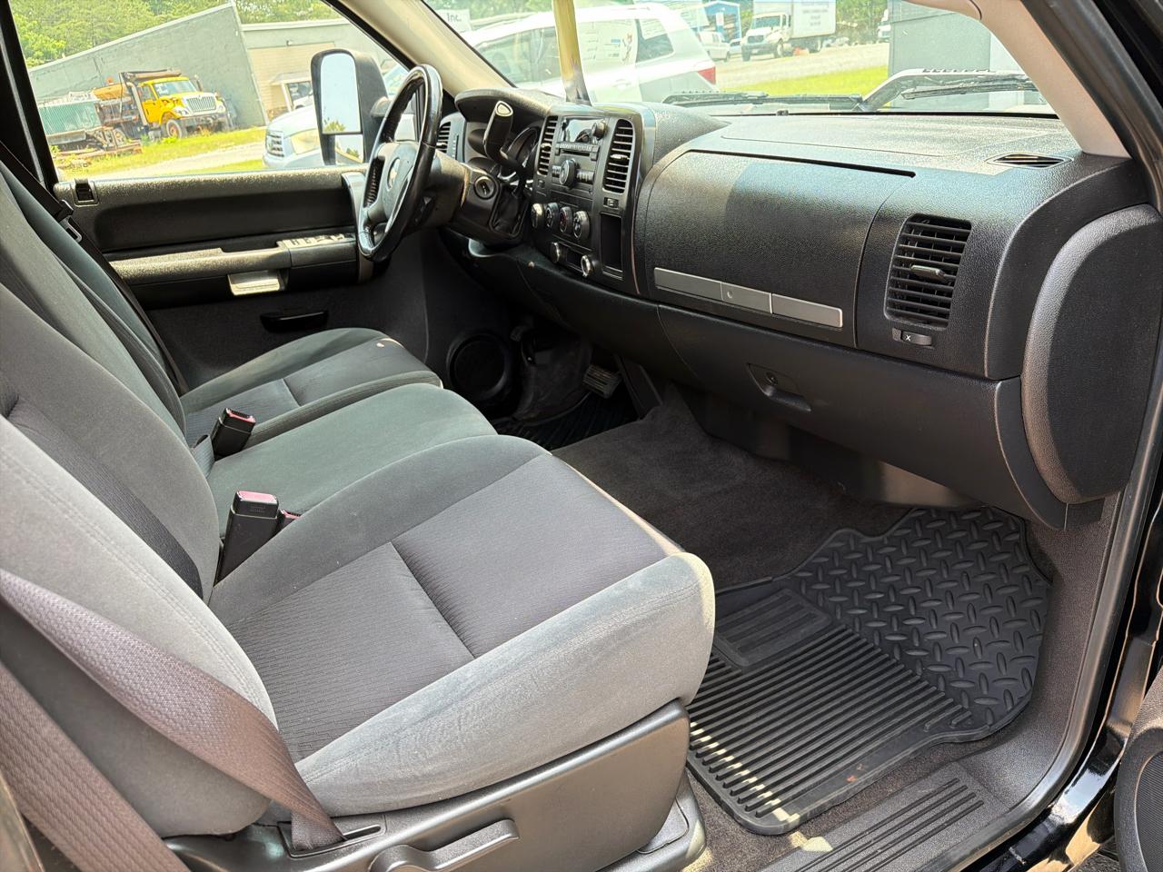 Chevrolet Silverado 2500HD LT1 Ext. Cab Long Box 4WD 2009