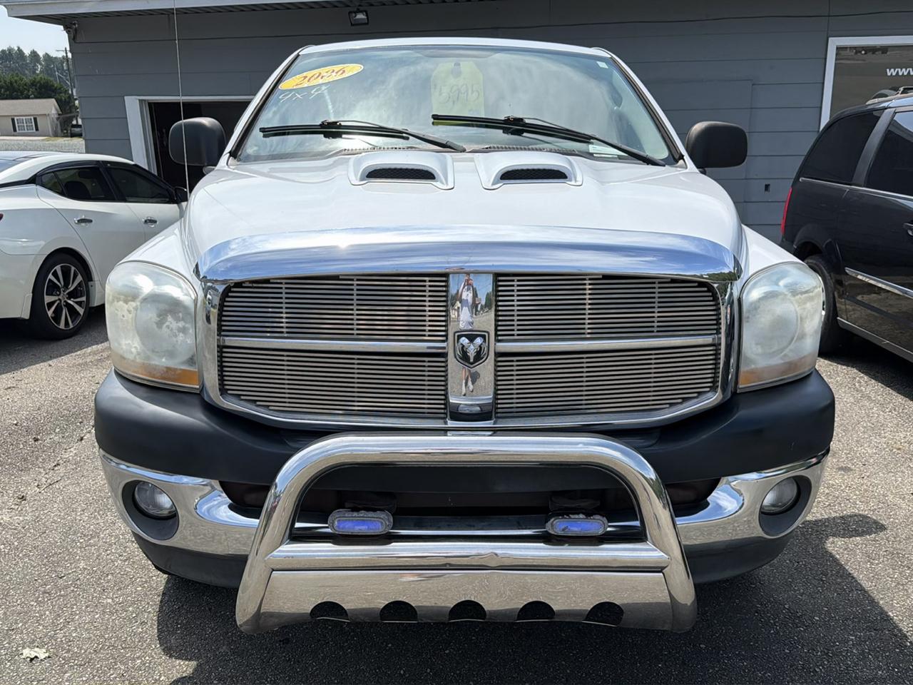 Dodge Ram 1500 SLT Crew Cab 4WD 2006