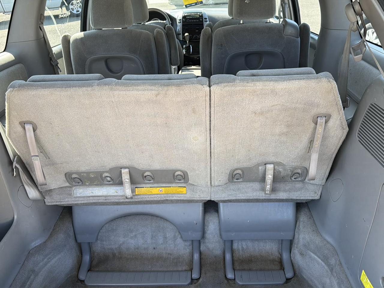 Toyota Sienna LE 7-Passenger 2006