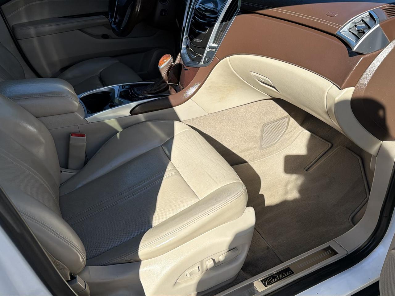 Cadillac SRX Luxury Collection FWD 2015
