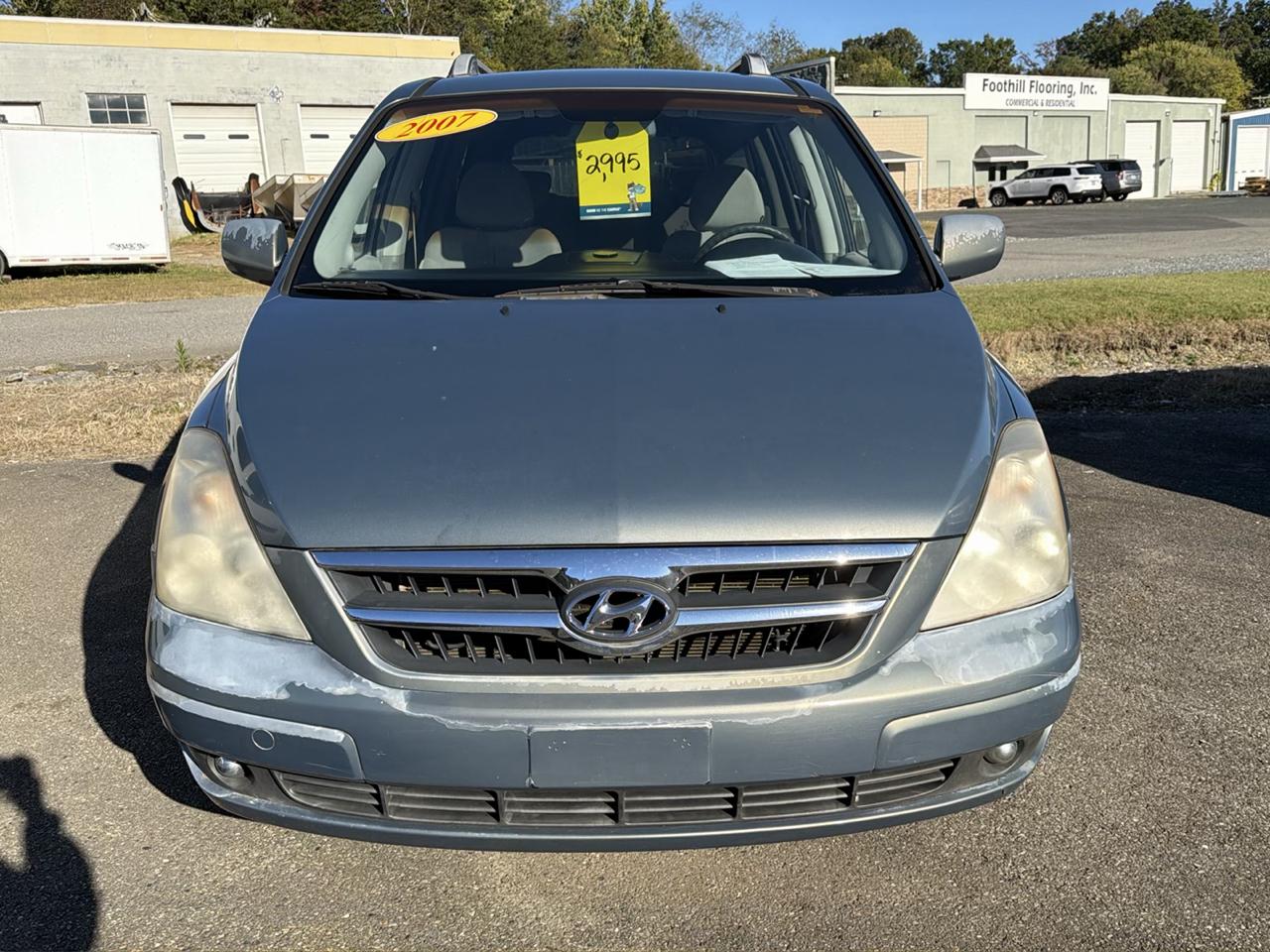 Hyundai Entourage GLS 2007