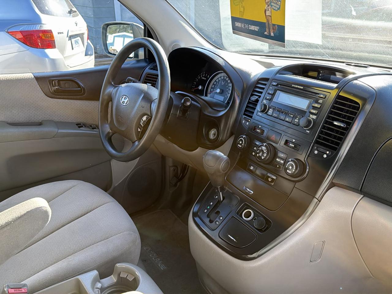 Hyundai Entourage GLS 2007