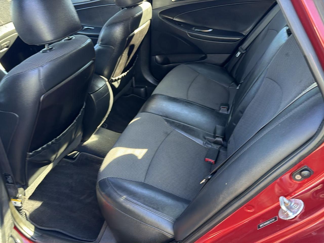 Hyundai Sonata 4dr Sdn 2.0L Auto SE 2011