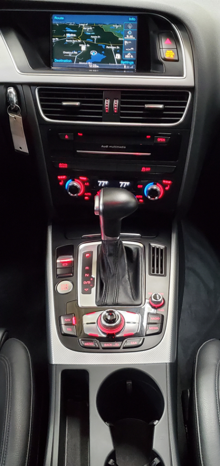 Audi A4  2015 Audi A4  2015