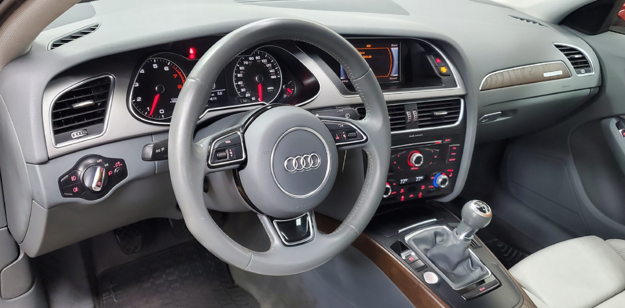 Audi A4  2013