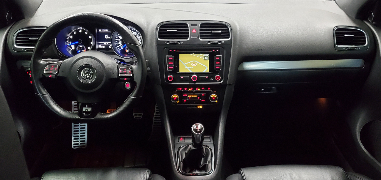 Volkswagen Golf R  2013