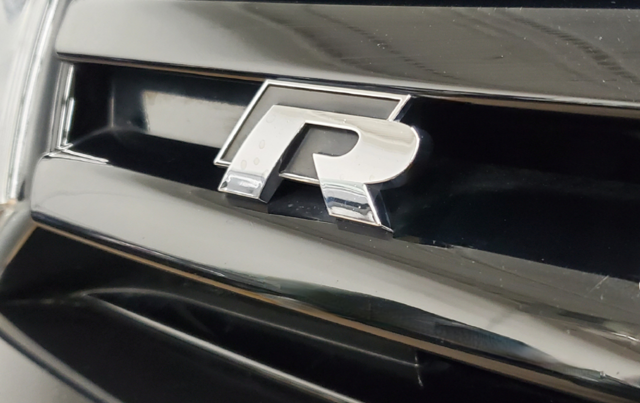 Volkswagen Golf R  2013