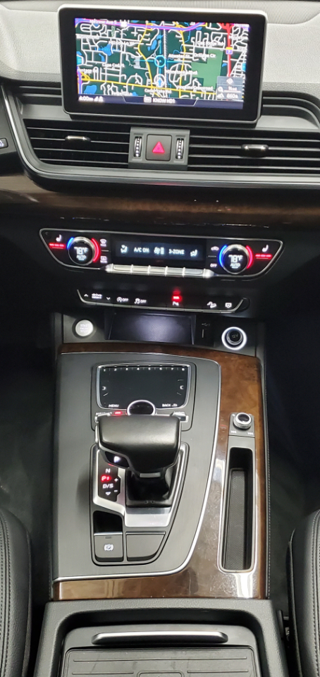 Audi Q5 2.0T Premium Plus quattro 2019