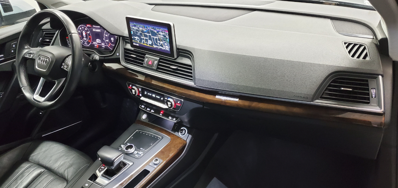 Audi Q5 2.0T Premium Plus quattro 2019