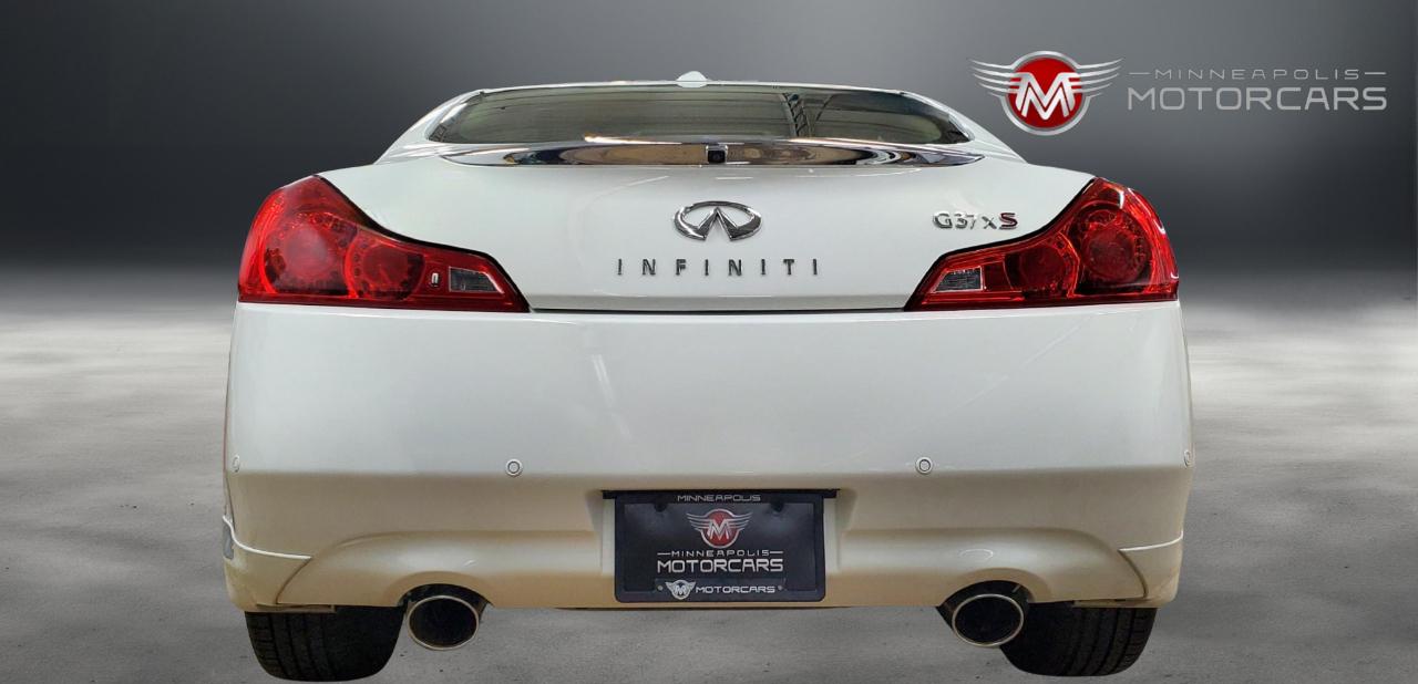 Infiniti G37XS  2013