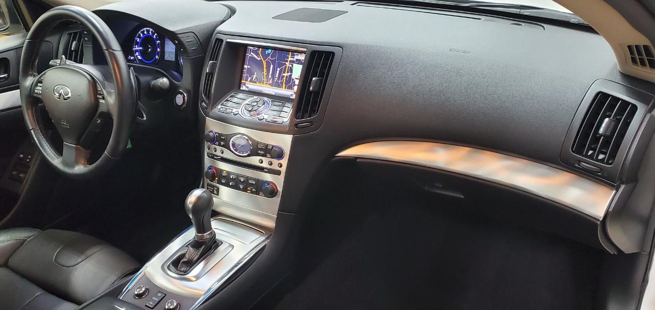 Infiniti G37XS  2013