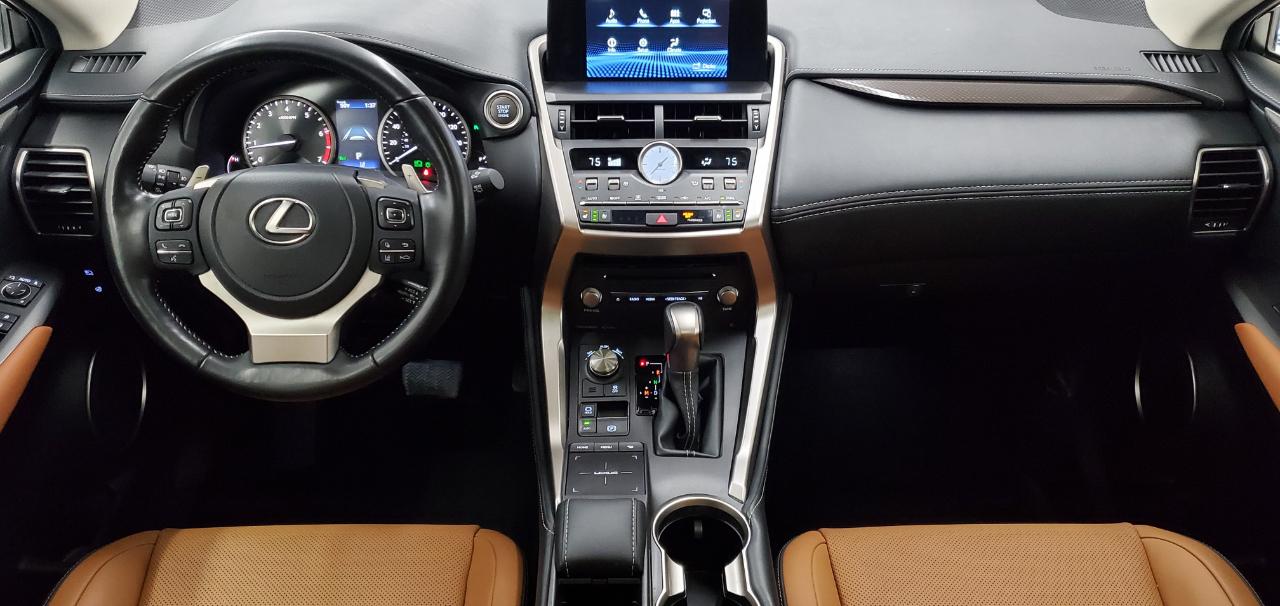 Lexus NX 300 Luxury AWD 2021