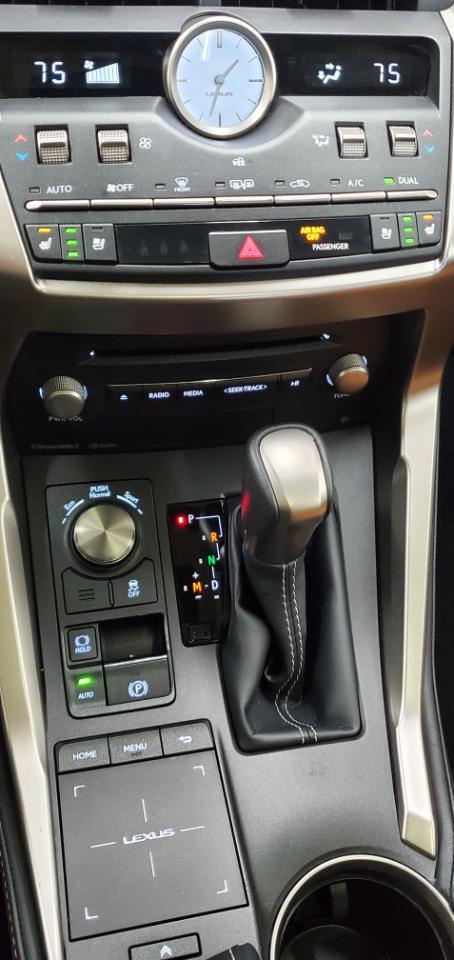 Lexus NX 300 Luxury AWD 2021