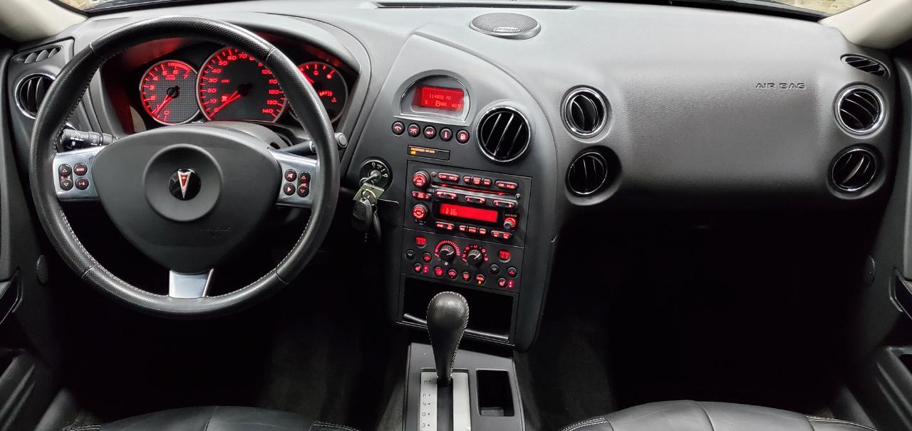 Pontiac Grand Prix Sedan 2007