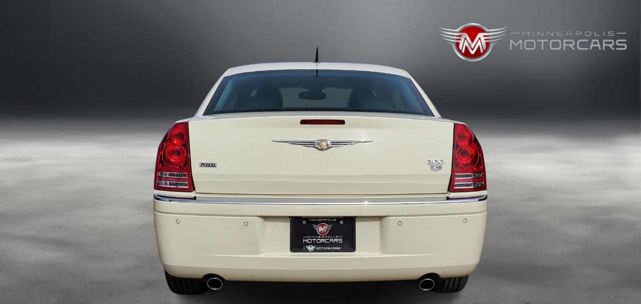 Chrysler 300  2008