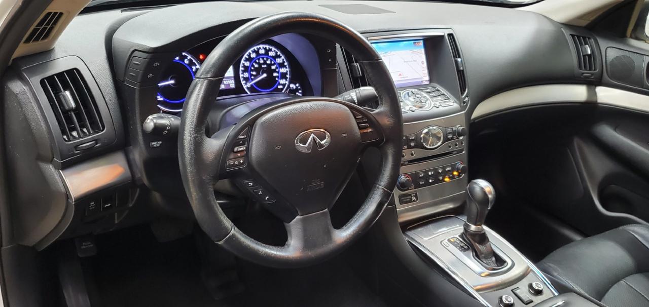 Infiniti Q40  2015