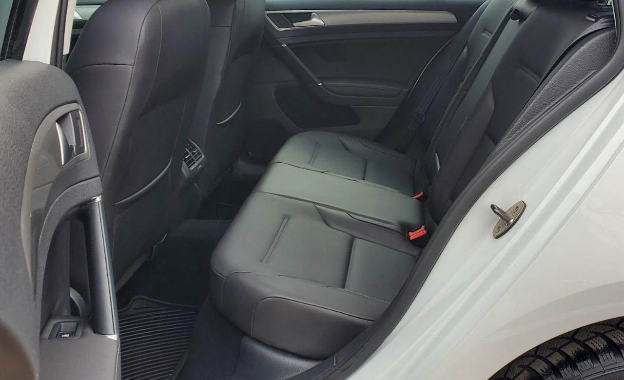 Volkswagen Golf SportWagen  2015