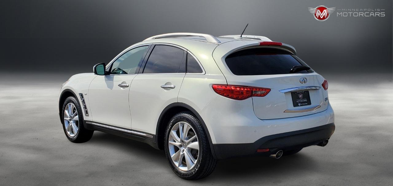 Infiniti QX70  2014