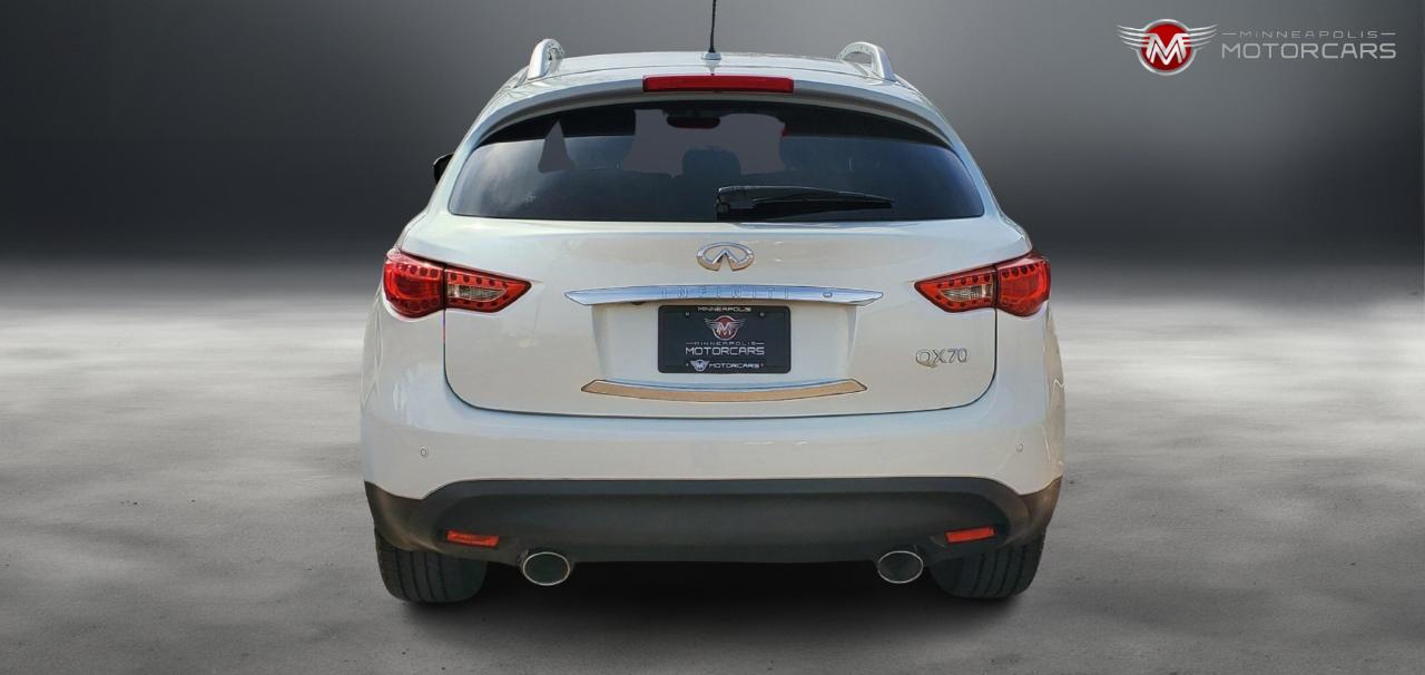 Infiniti QX70  2014