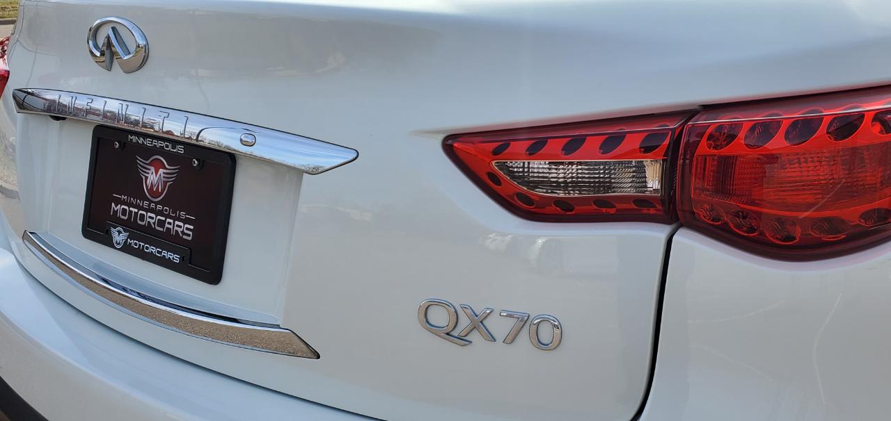 Infiniti QX70  2014